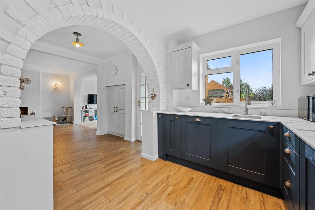 Kitchen/Dining Room