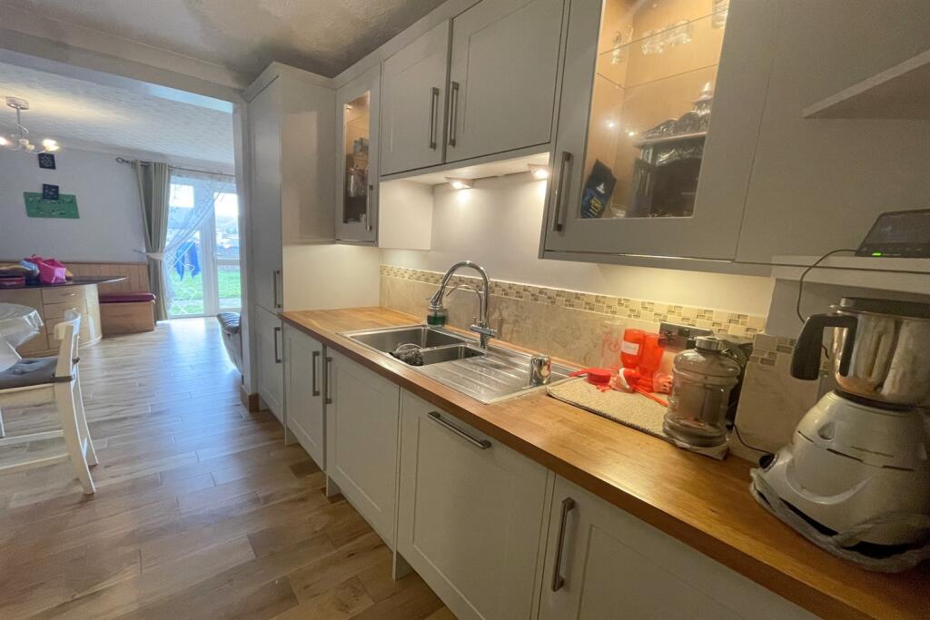 Beautifully fitted k