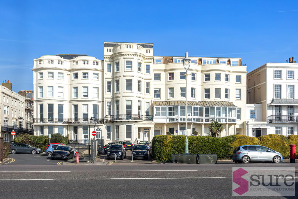 Marine Parade, 11...