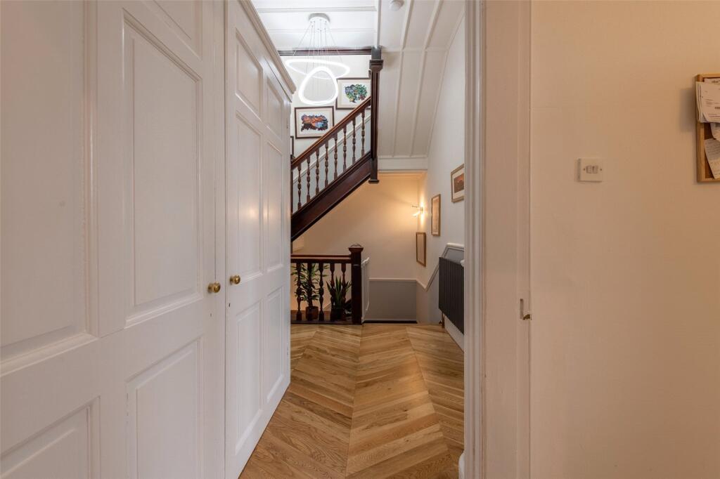 16 Glenorchy Terrace