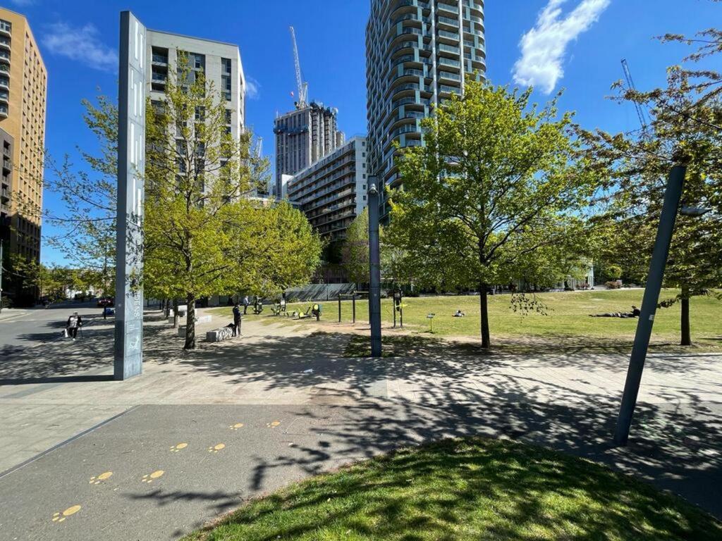 For Sale, Buy - Studion in London, Lewisham, SE13 
