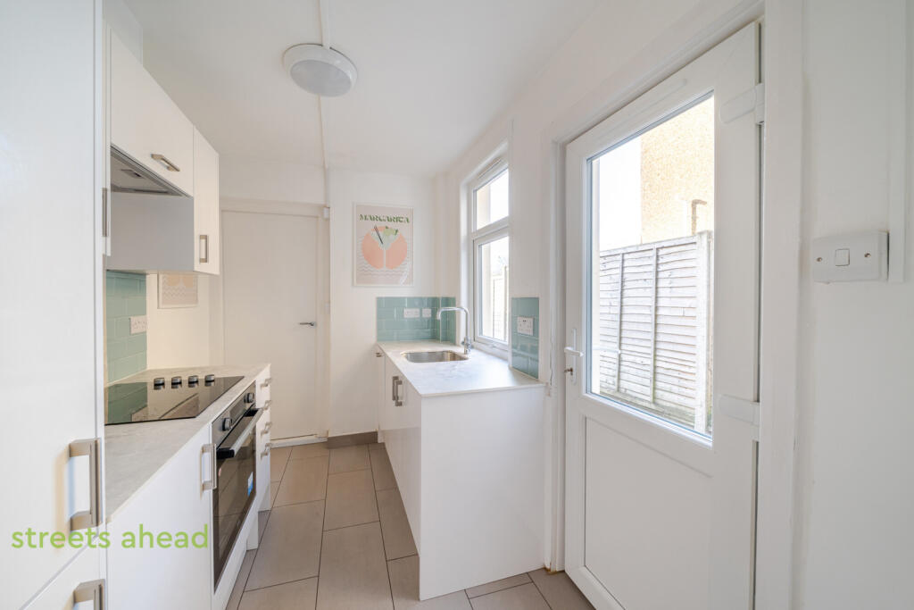 a922a0b6-8bb2-477...