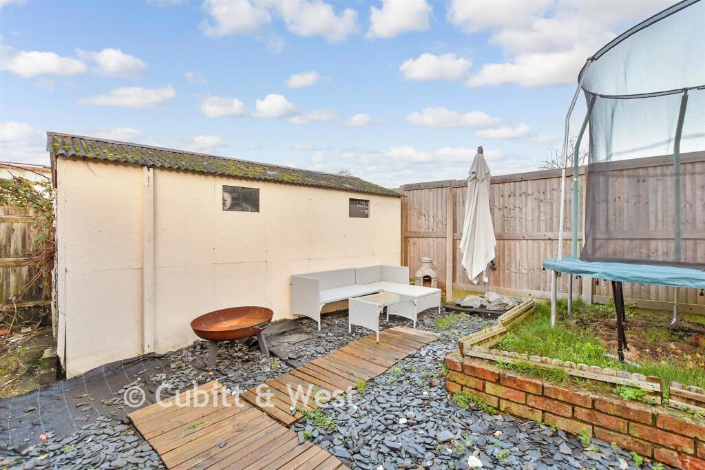 Workshop/Outbuildings