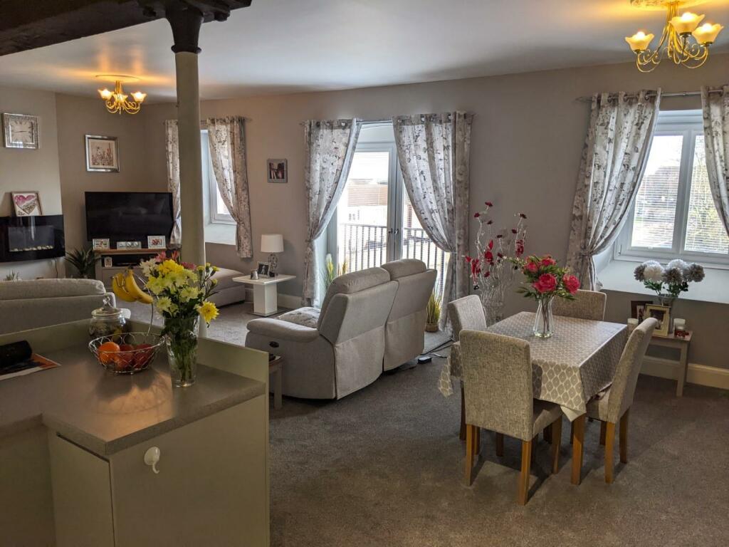 PXL_20240311_144432679 (Large).jpg