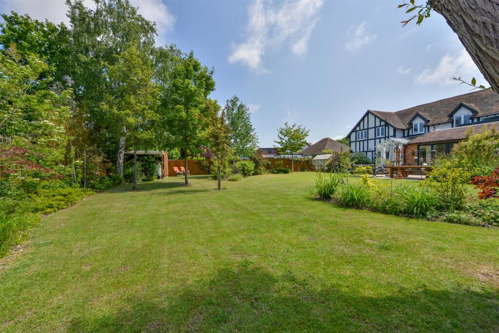 Molehill Road Chestfield21.jpg