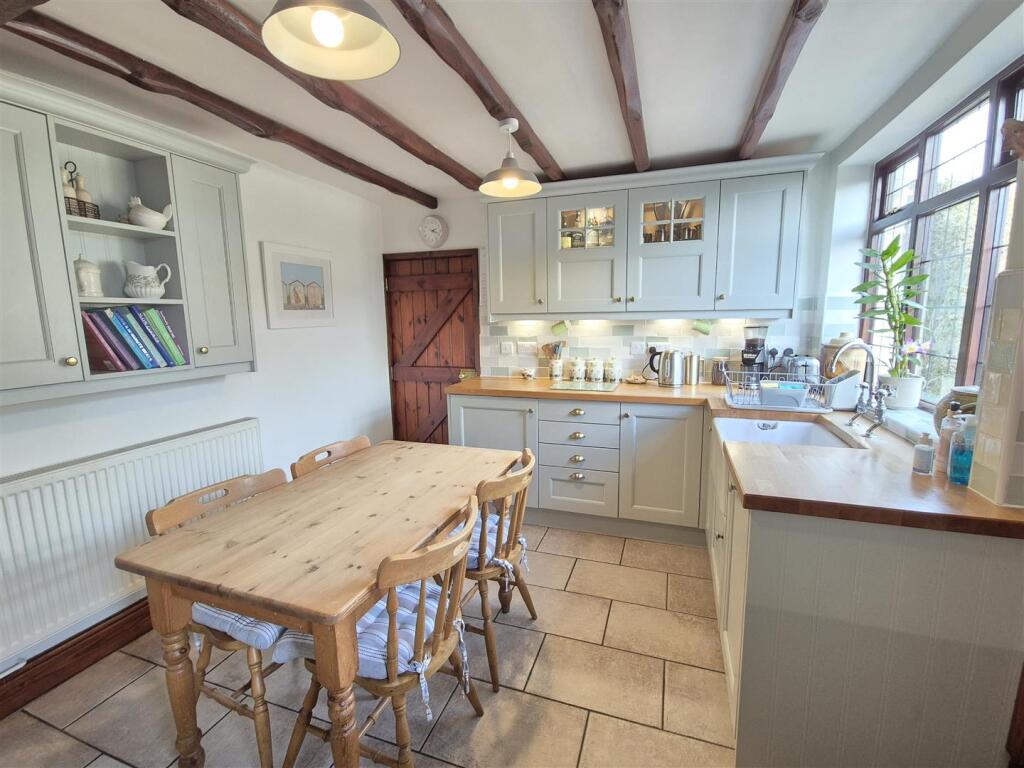 Breakfast Kitchen