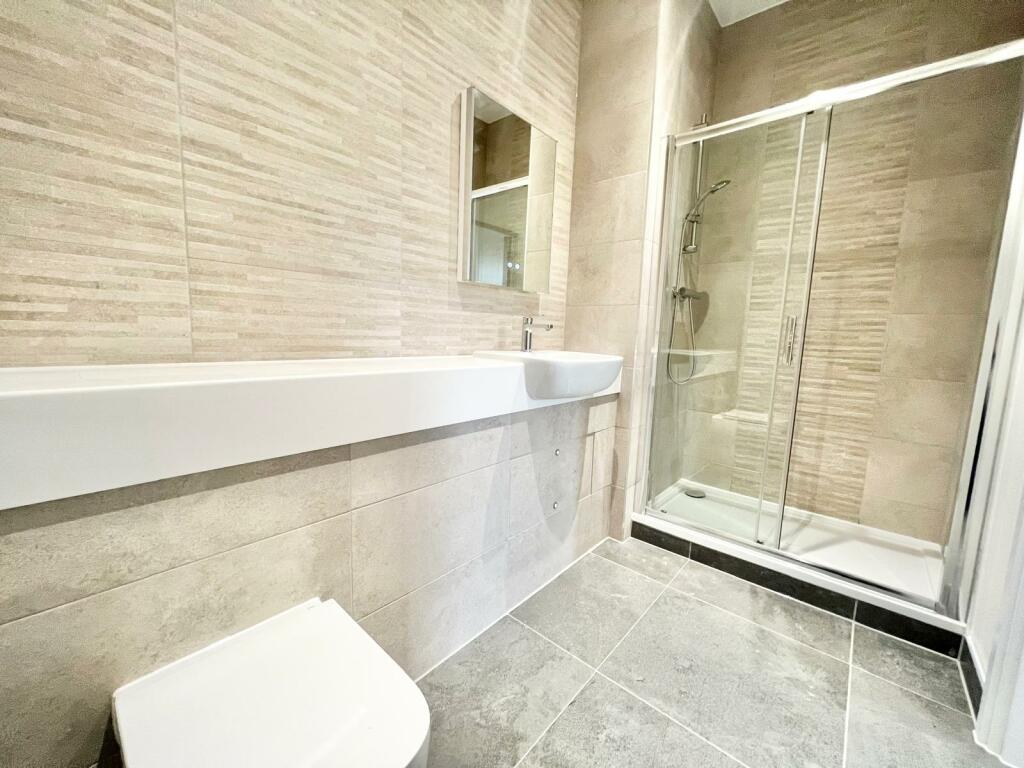 En-suite Bathroom