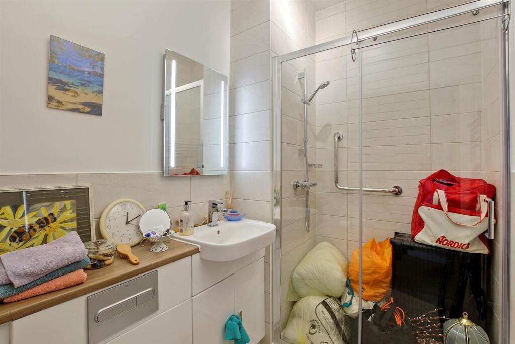 ef0e881a-bb4f-4624-9777-2b528dccc441LEMCS - 4 Beck