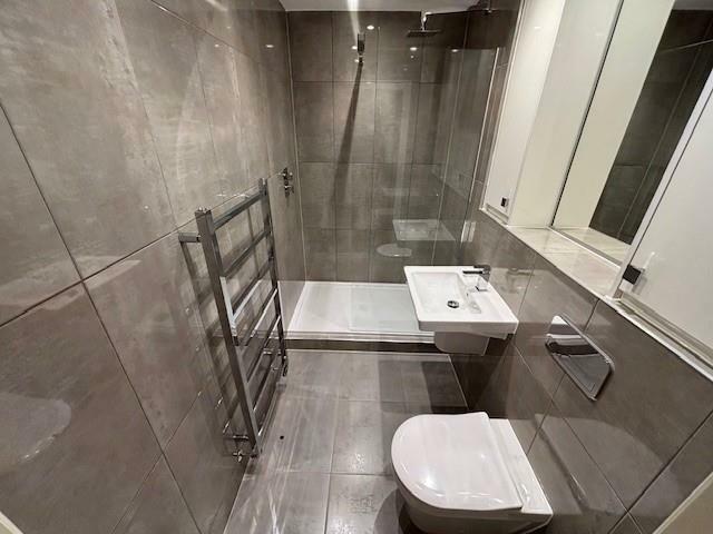 Bedroom 1 Ensuite