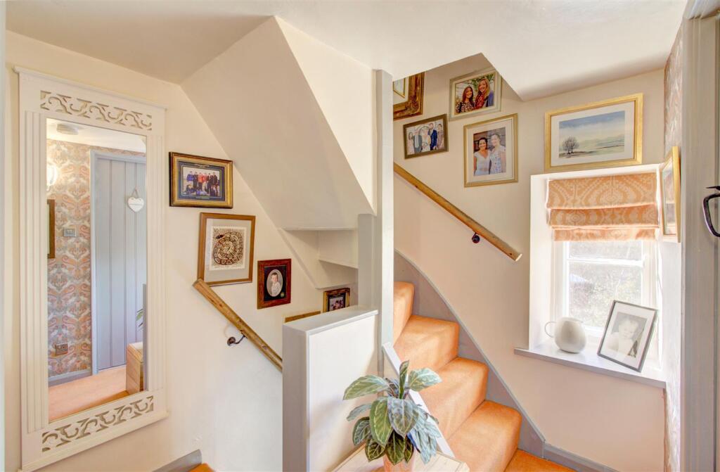 Hallway/Stairs