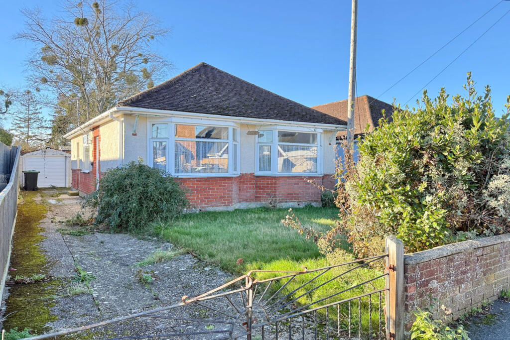 Seymour Road, Ringwood, BH24 1SQ
