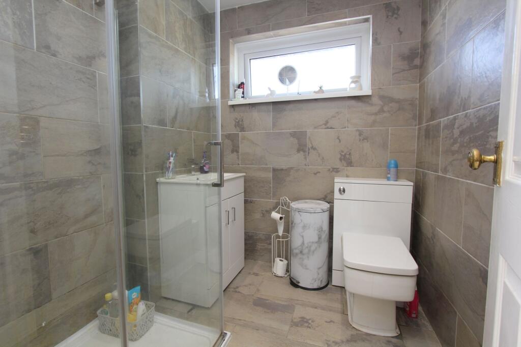 Shower Room WC