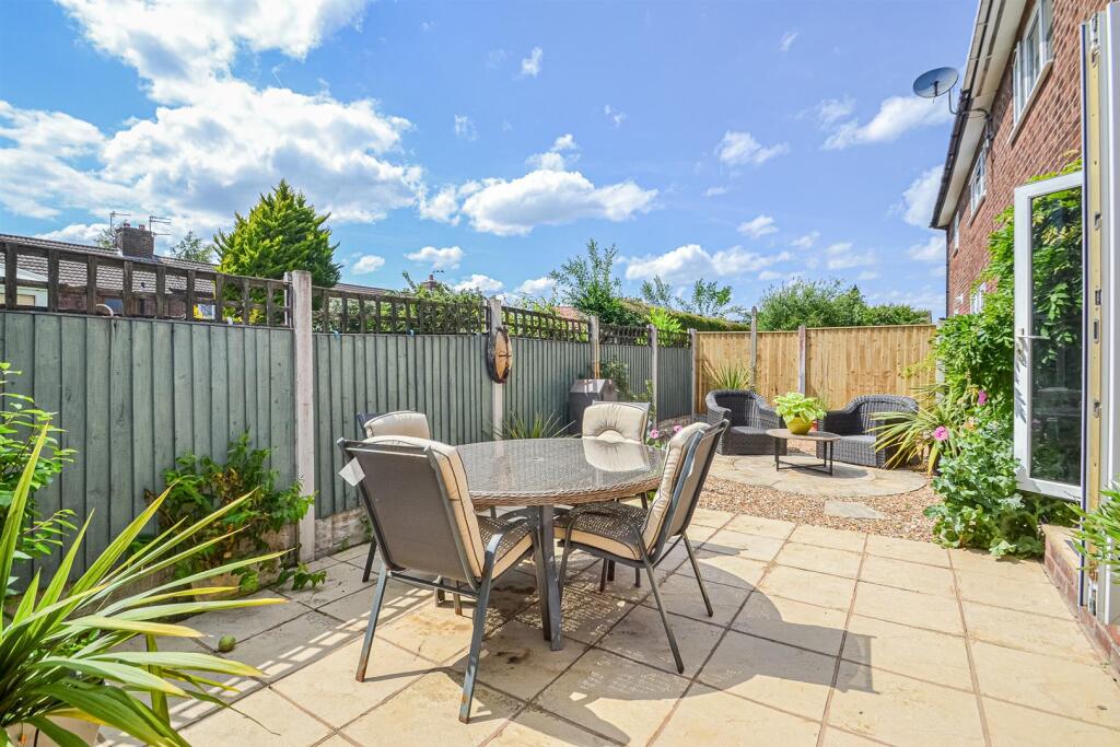 Rear Garden &amp; Sun Trap