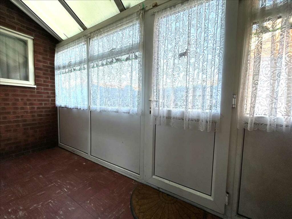 SIDE PORCH