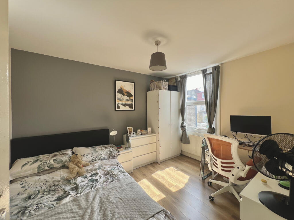 Fist Floor, Room3