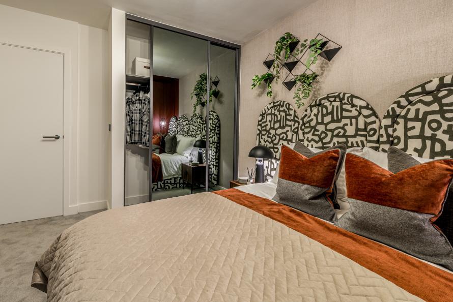 Dagenham Green 1 bed show