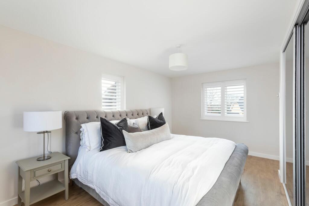 Master bedroom 2