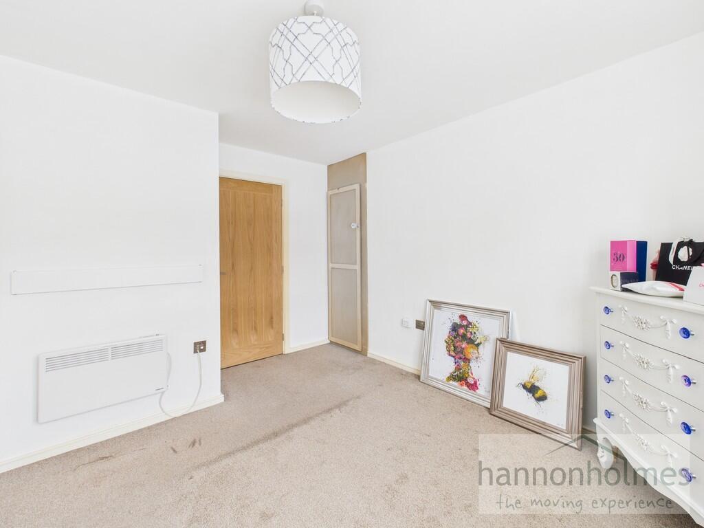 CAM05283G0-PR0116...