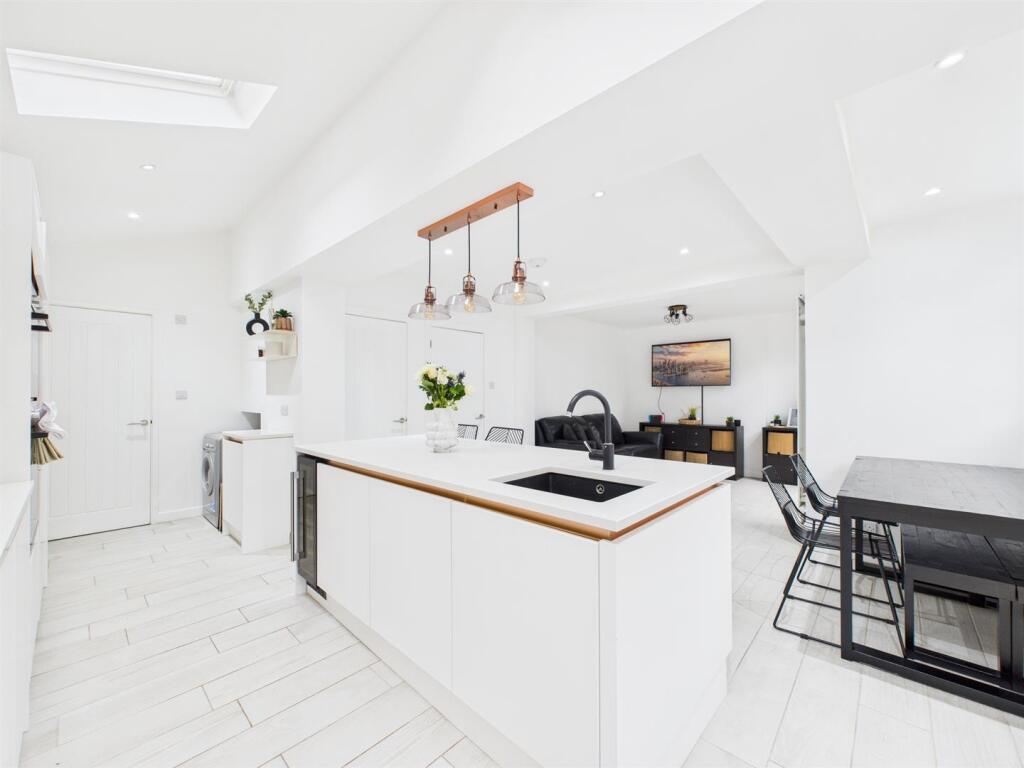 Kenpas Highway, Finham, Coventry