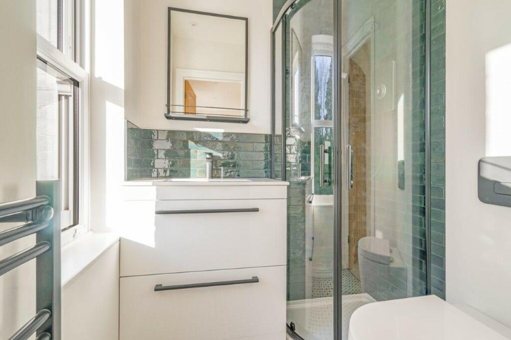 Ensuite