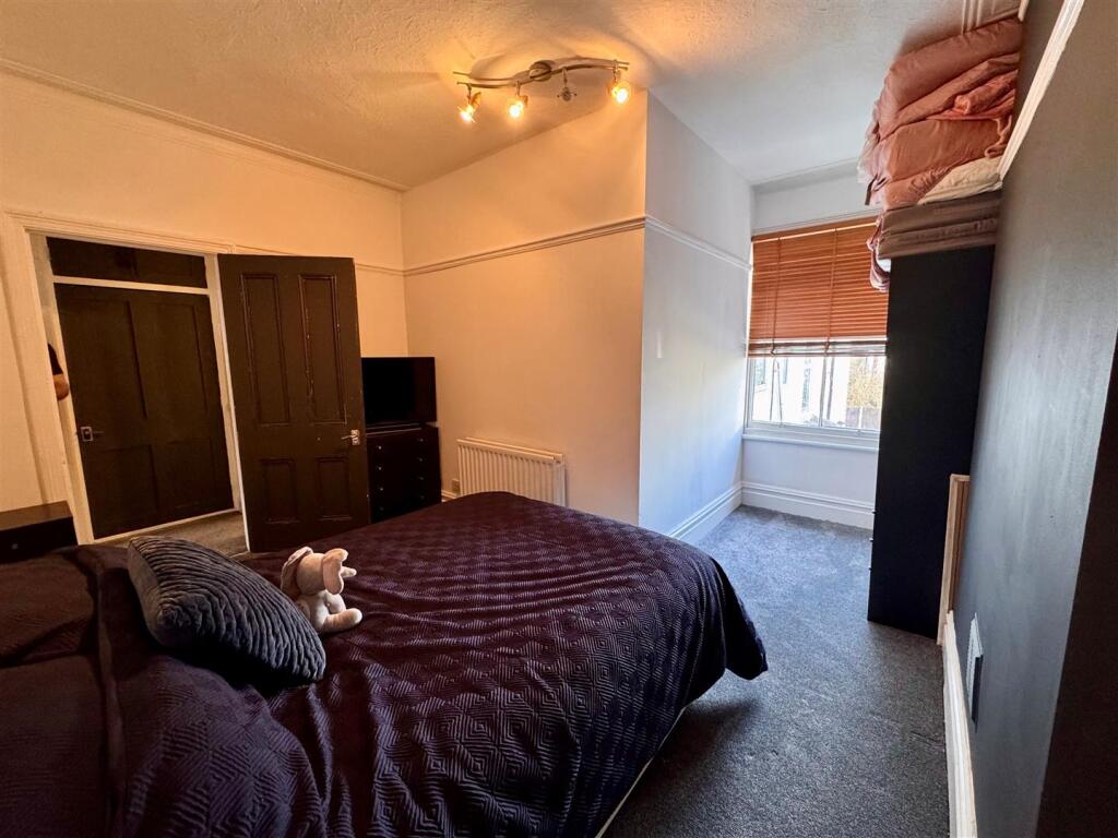 Bedroom.jpg