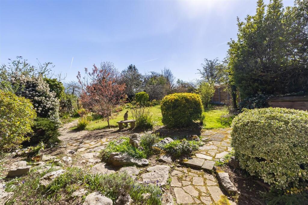 15 HeathDrive (30).jpg