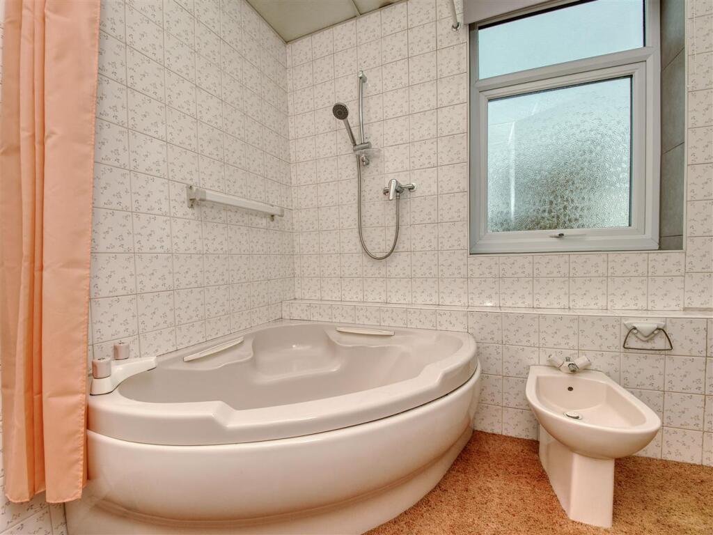 P1178860_hdr.jpg