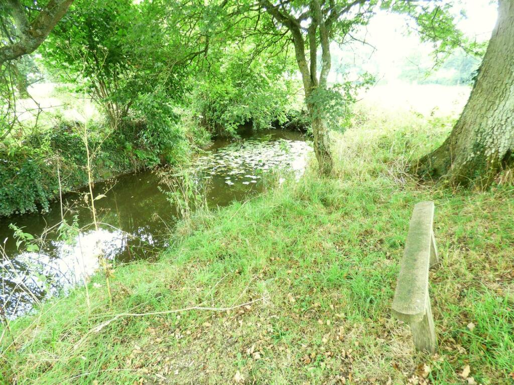 Mill End stream 1.jpg