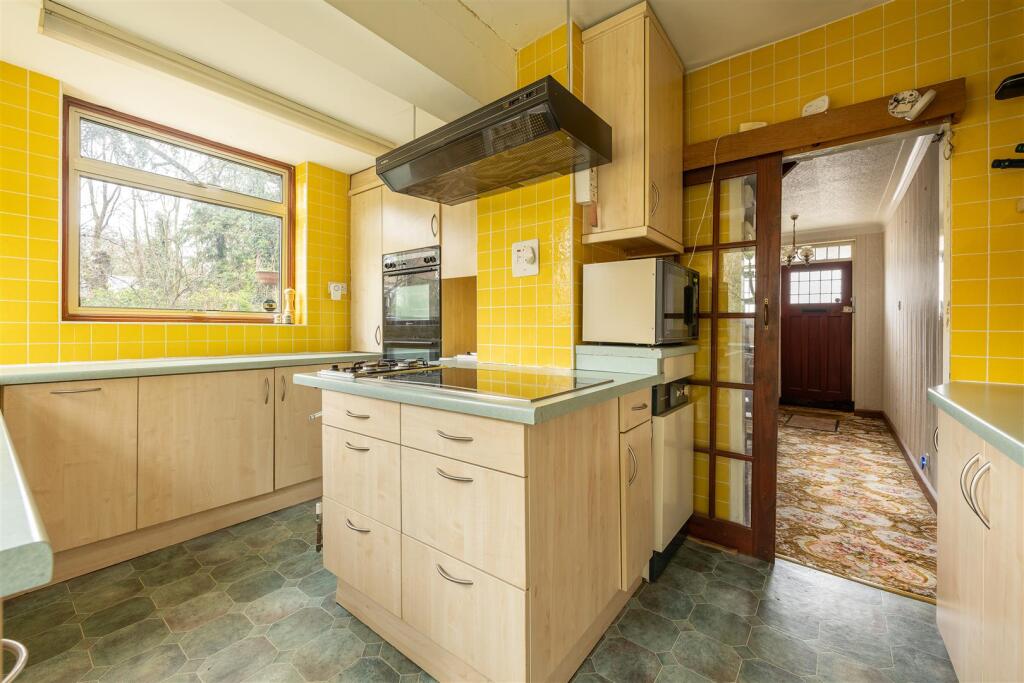 Waterhall Avenue, E4