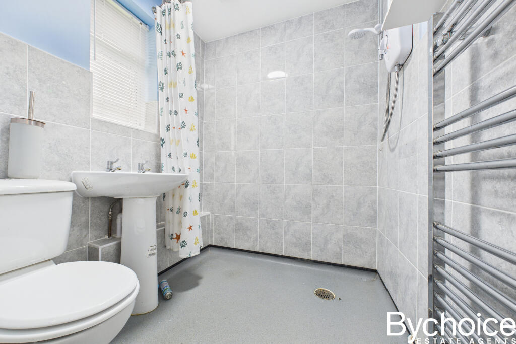 CAM05454G0-PR0074-STILL006