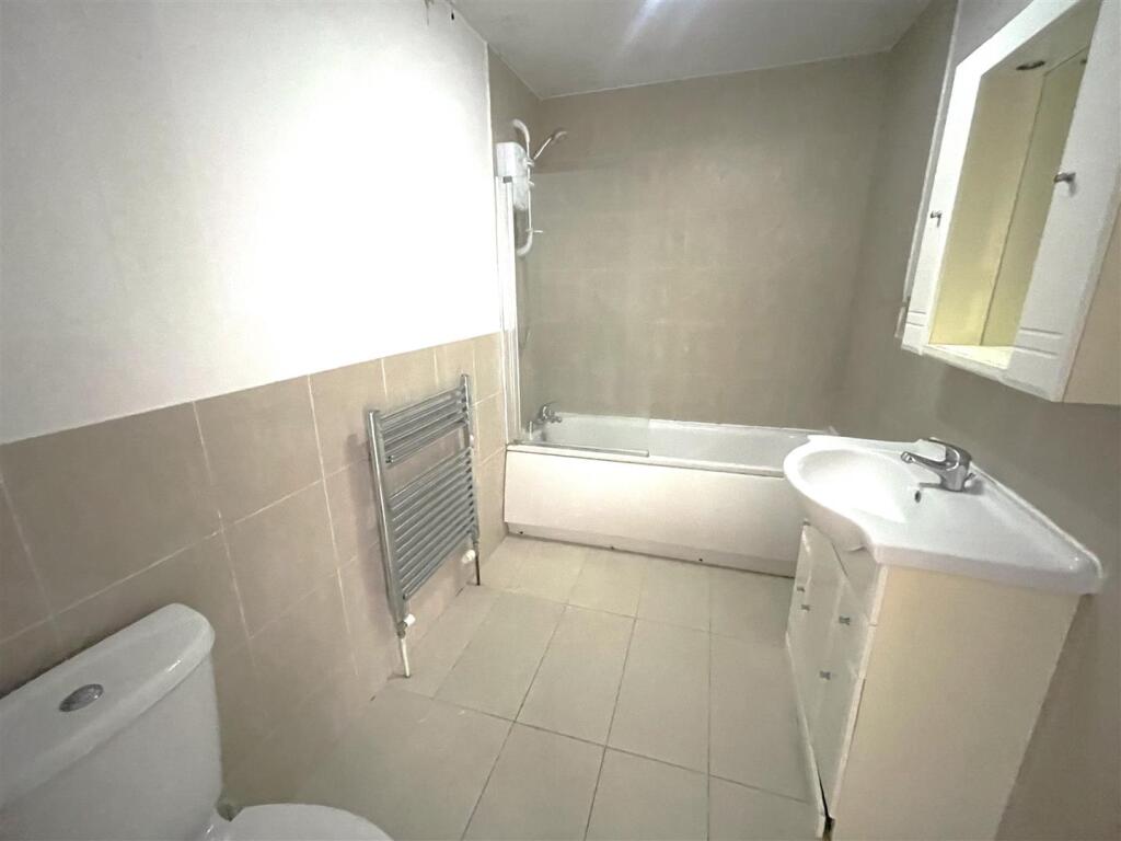 Bathroom.jpeg