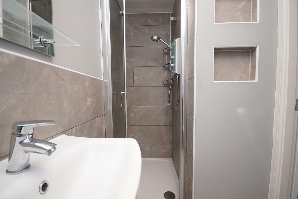 En Suite Shower Room