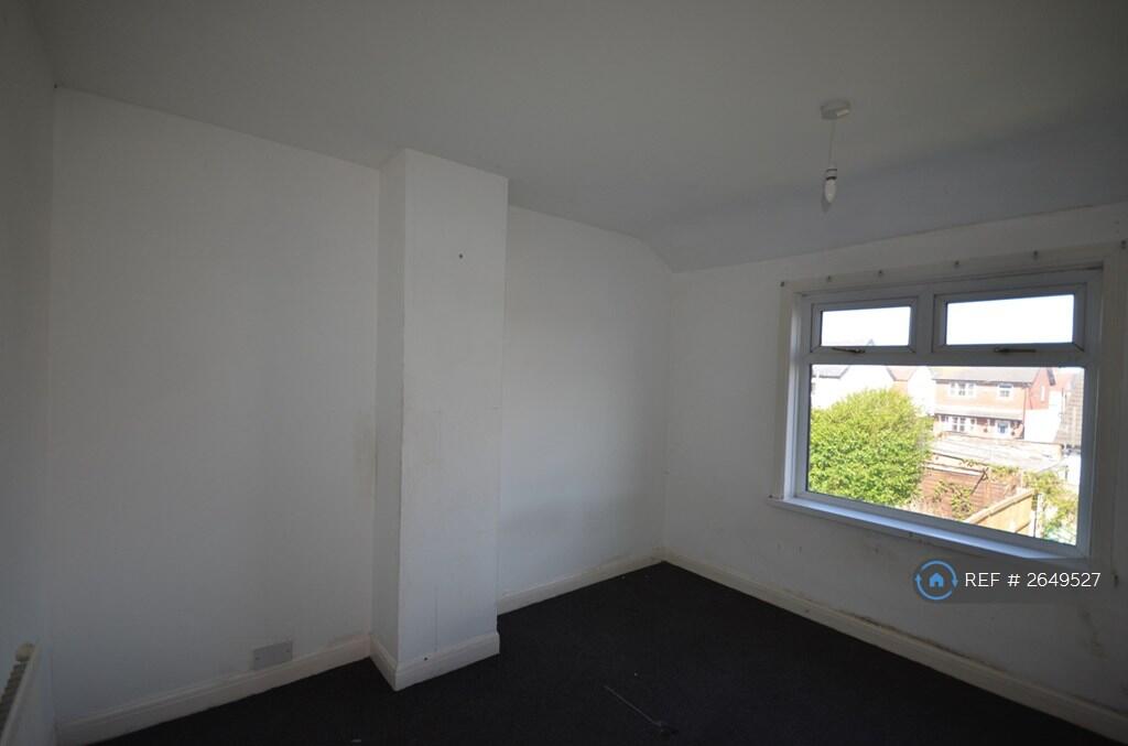 Large Back Bedroom