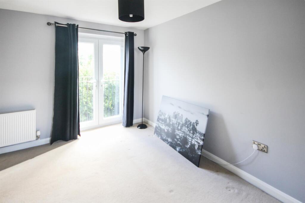 flat 8 Bettisfield -