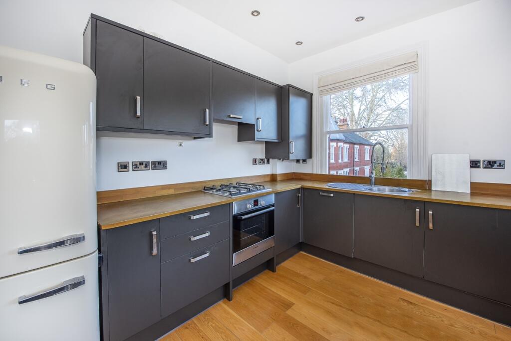 cambridge-court-c...