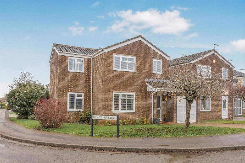 14 Avocet Way, Banbury-3.jpg