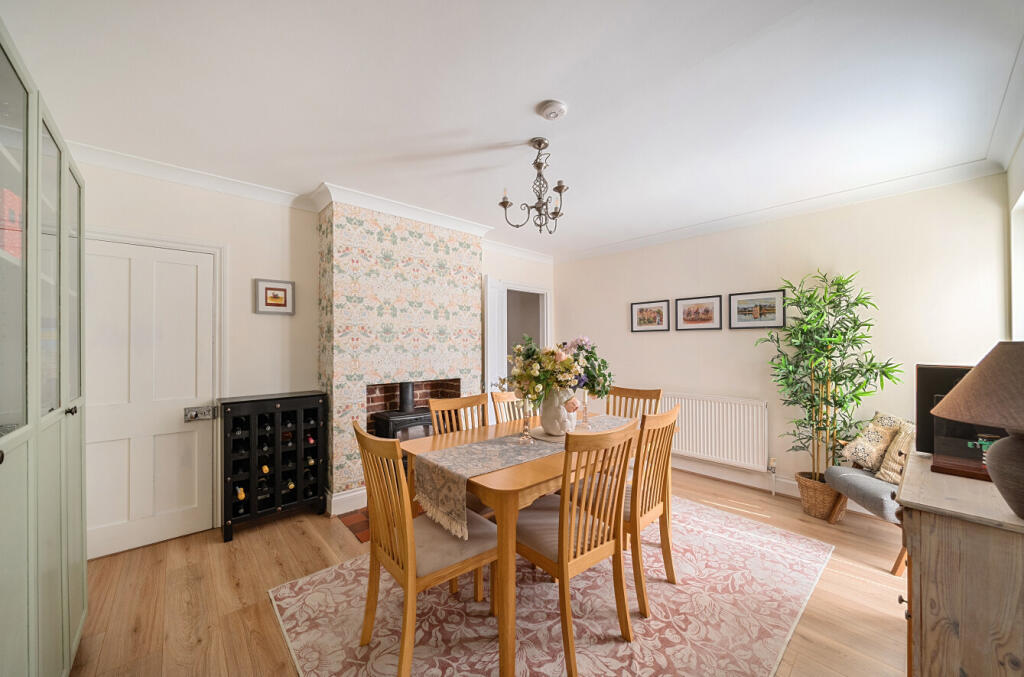 1298957-11-68309a...