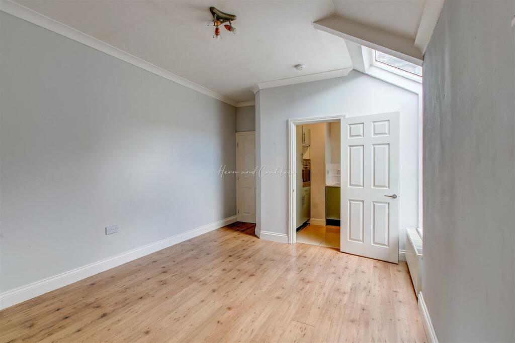 Albany Road, First Floor (1).jpg