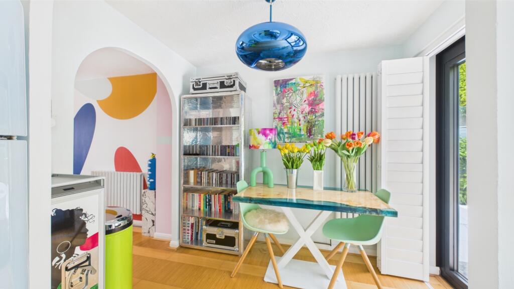 ewemove-ennel-copse-dining