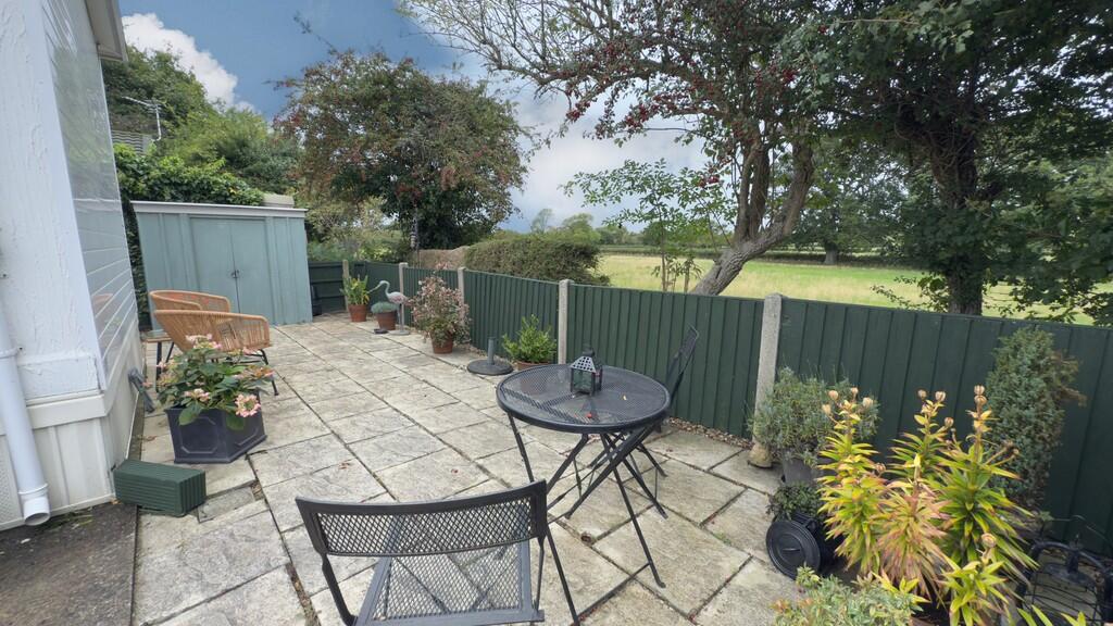 56CEE44B-7D8D-4EA...