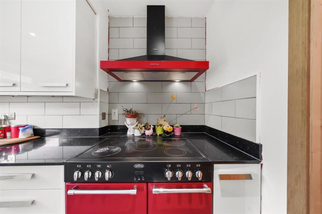 93 Norval Road - 4flE2EvyVzXtS5TxDaV1.jpg