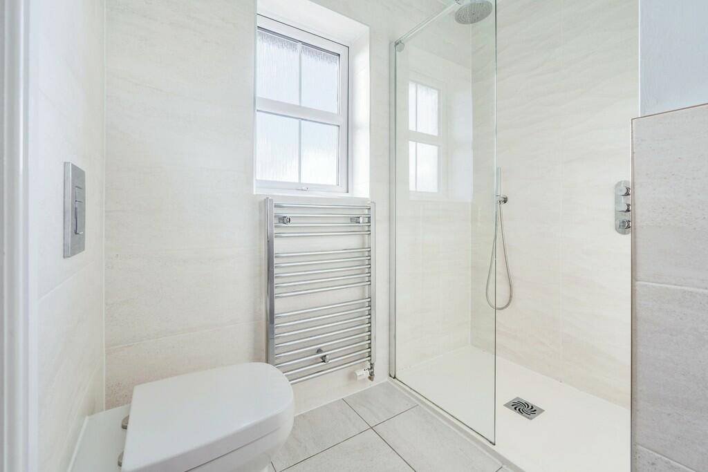 En-Suite Shower R...