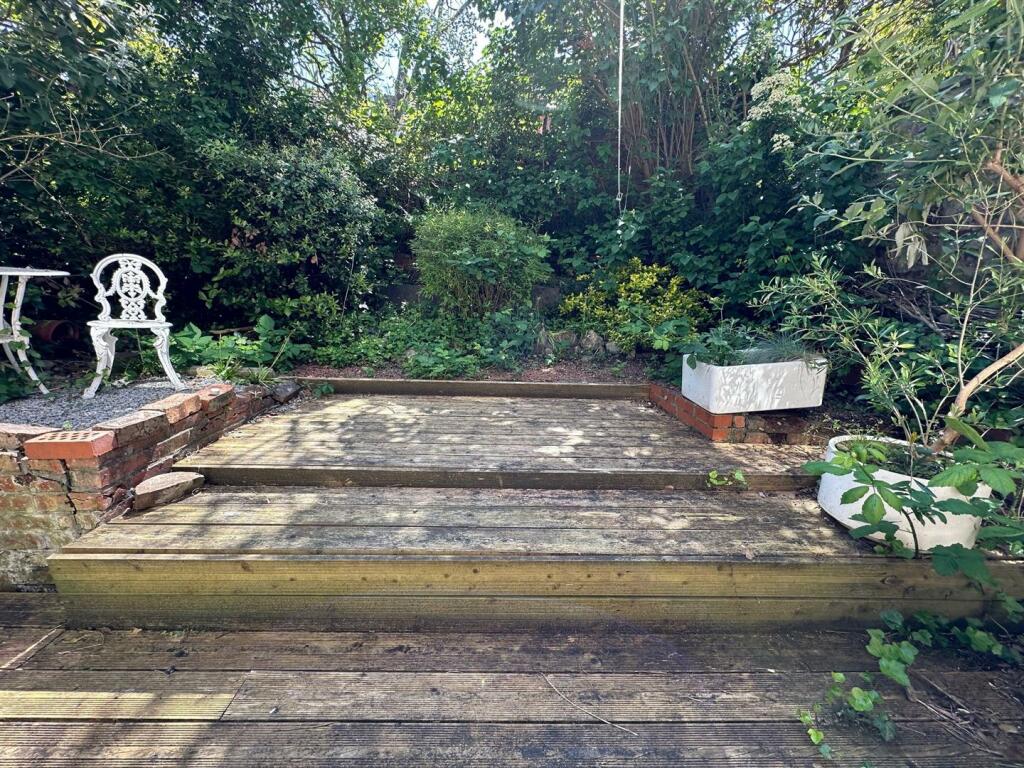 Elmgrove Road, Redland Garden.jpg