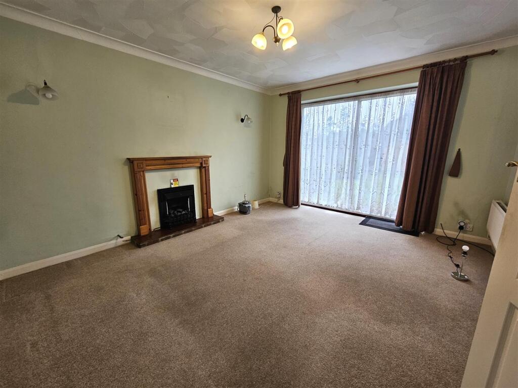 Dining- second reception room.jpg