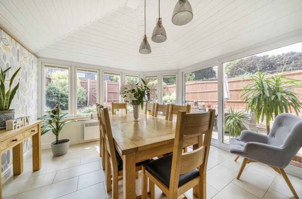 1340257-7-68b1915...