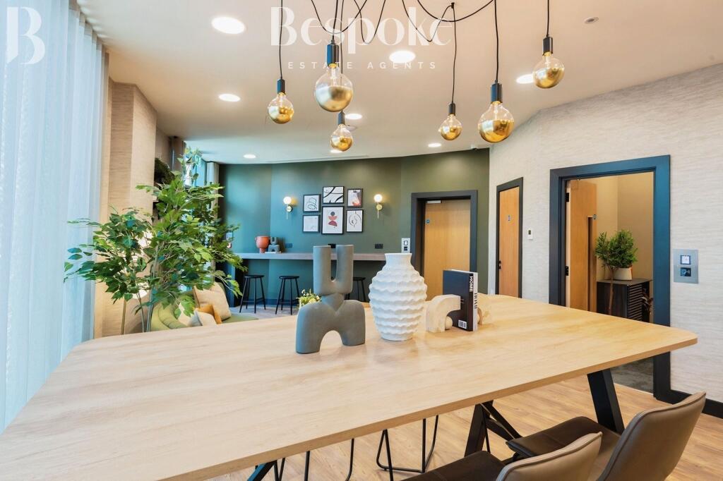 Co-Working and Private Meeting Room