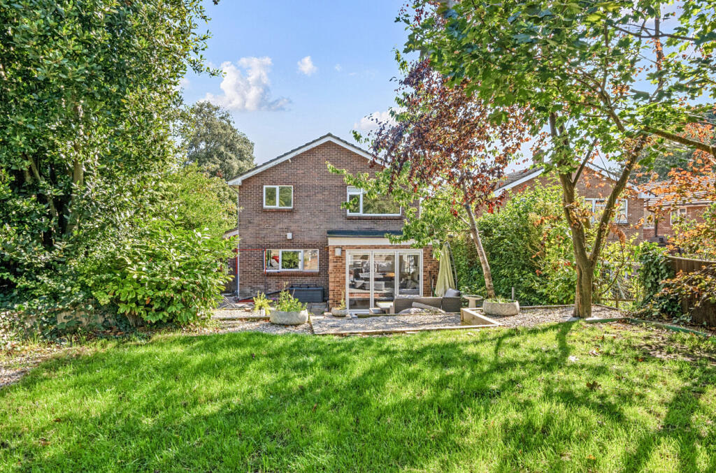 1355970-23-68cd6d...