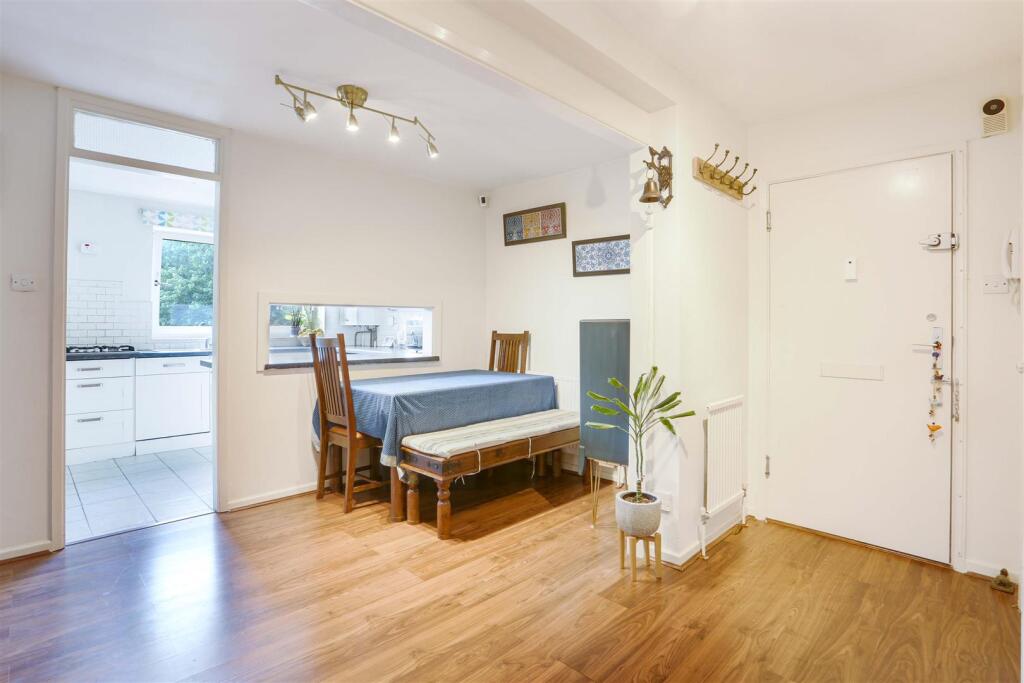 1472032970 -  12.jpg