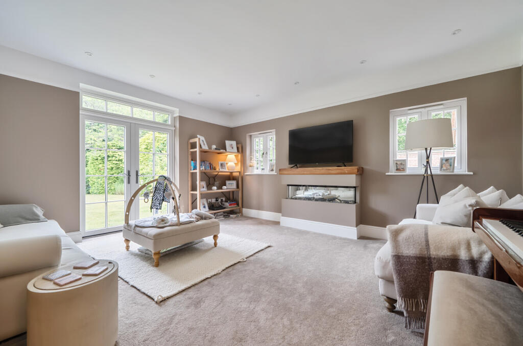 1327979-8-68829cd...