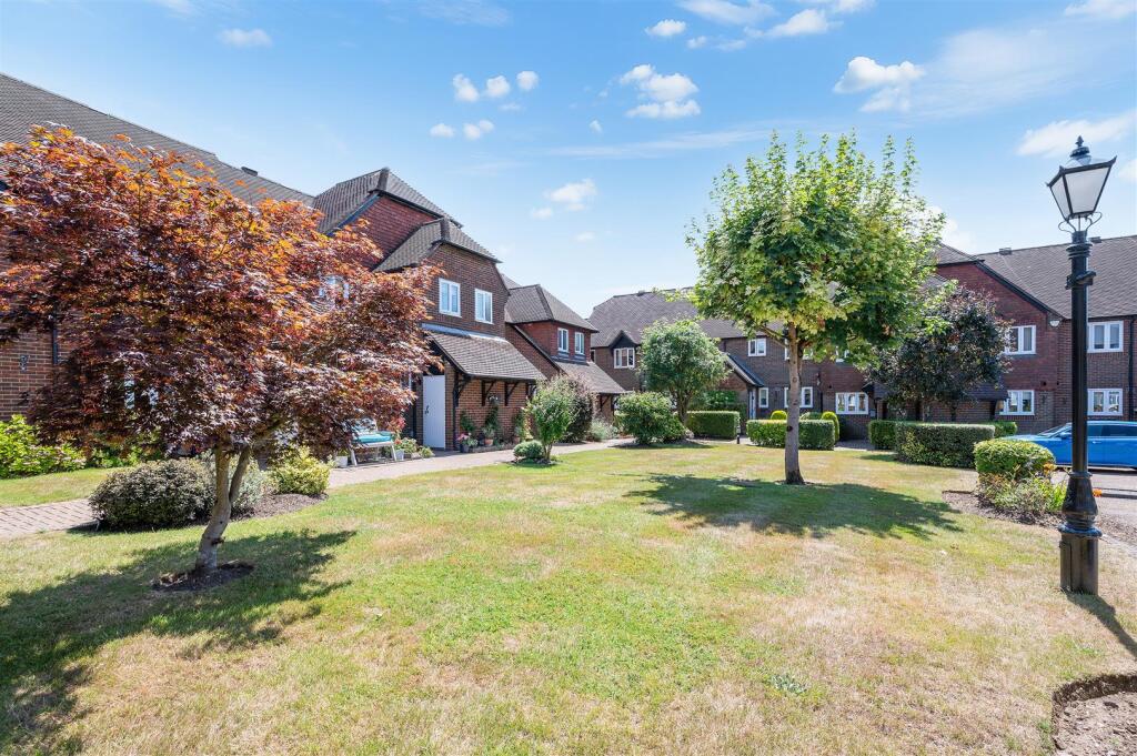 THE WALLED GARDEN, 22- (20).jpg